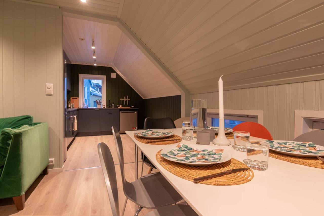 Urban And Stylish Apartment In City Centre トロムソ エクステリア 写真